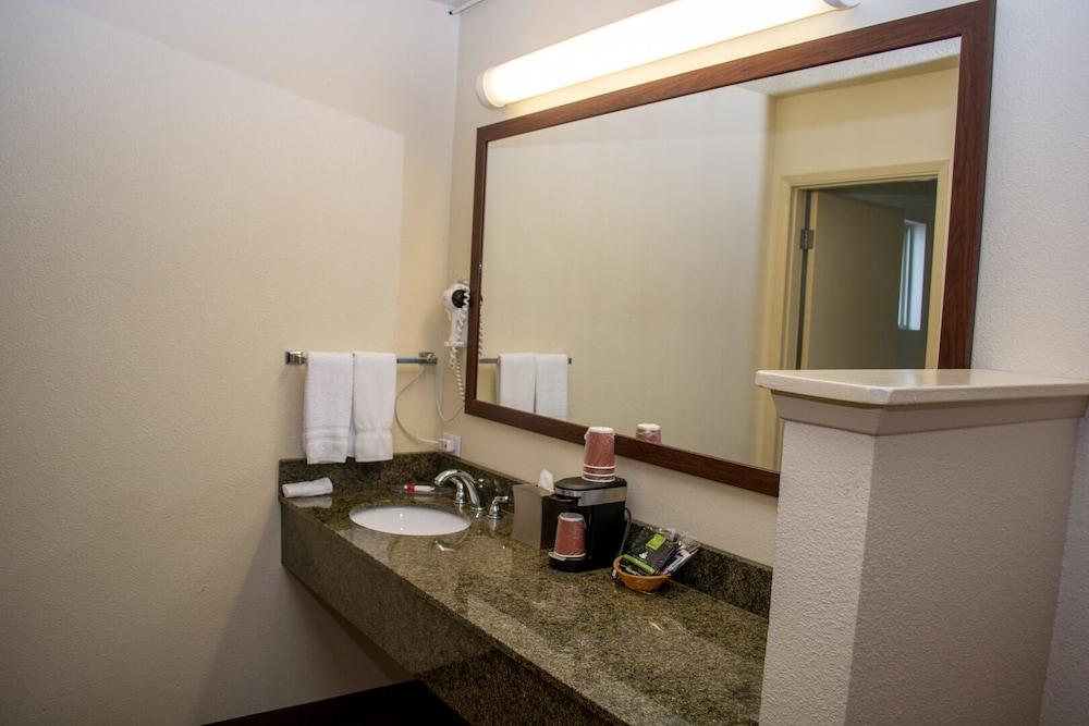 Cimarron Inn Klamath Falls Dış mekan fotoğraf